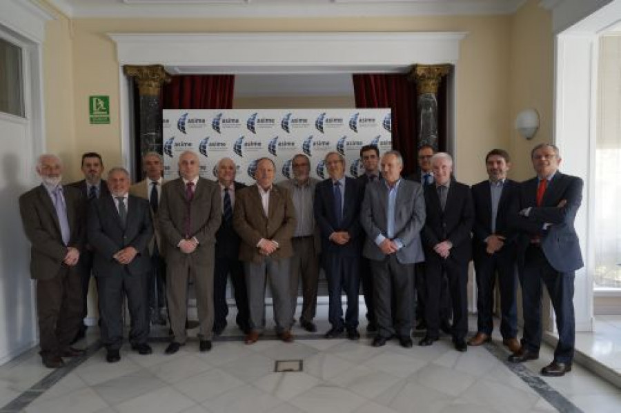 Asime juntadirectiva2015 3074