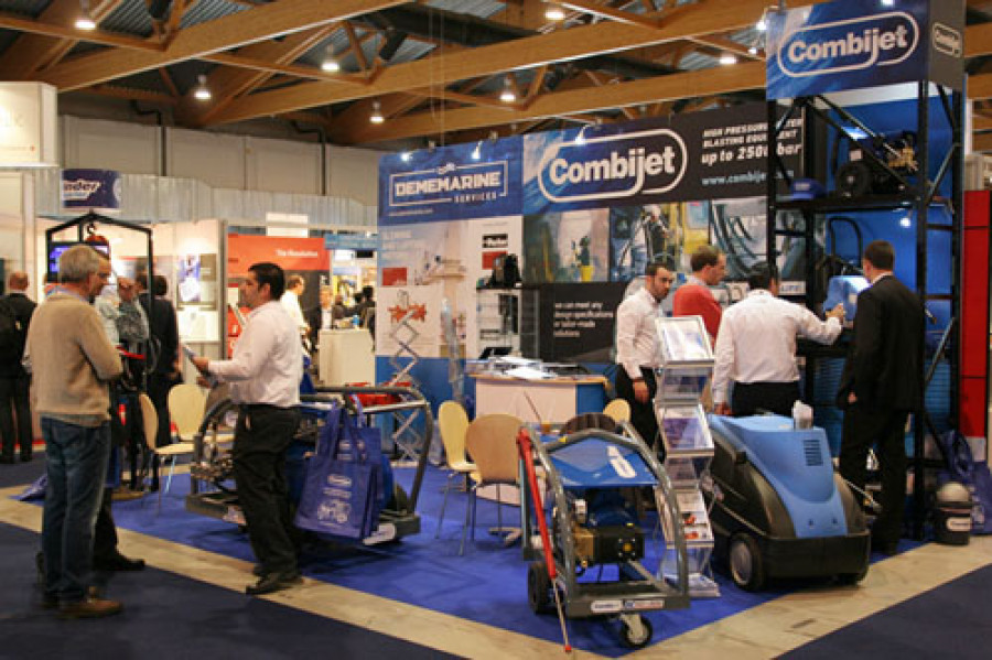 Marine maintenance worldexpo 2013 b2 2931