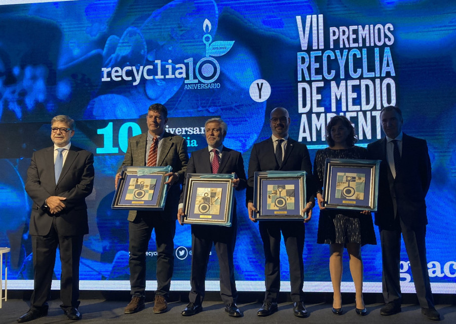 17.11.2022 Foto de familia VII Premios Recyclia de Medio Ambiente