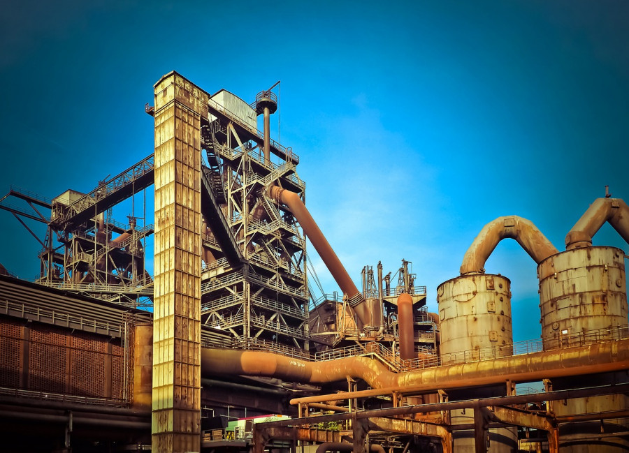 Factory 1639990 1280 (1)