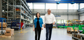 Photo 04 Willi and Julia Stadler in Altshausen Production Hall